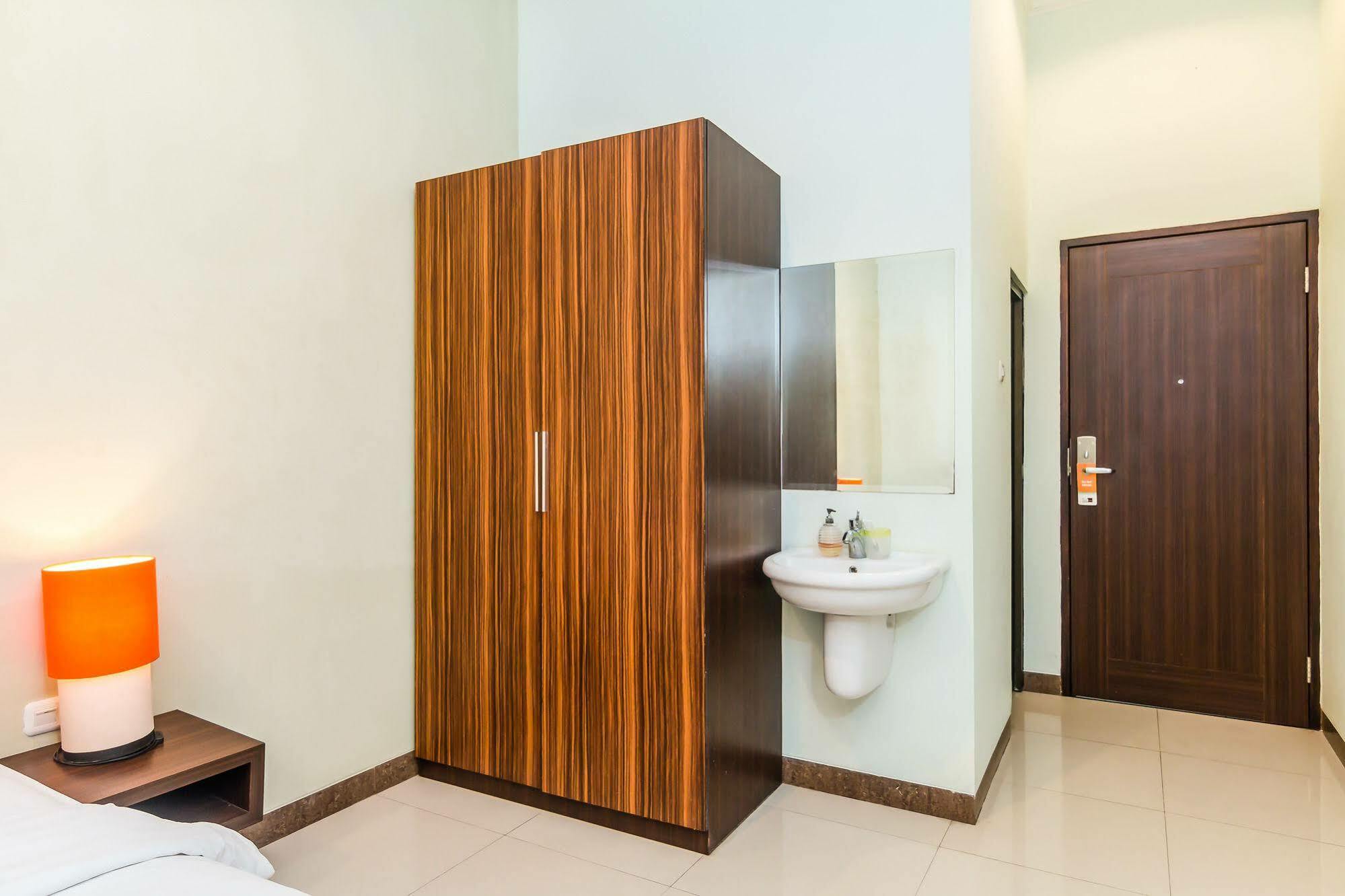 Zen Rooms By Pass Nusa Dua Nusa Dua  Esterno foto